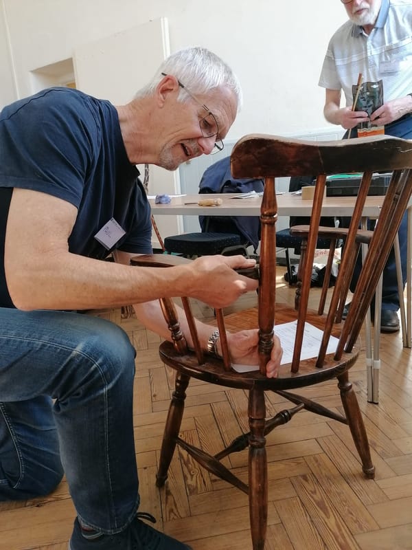 Repair Cafe Pill