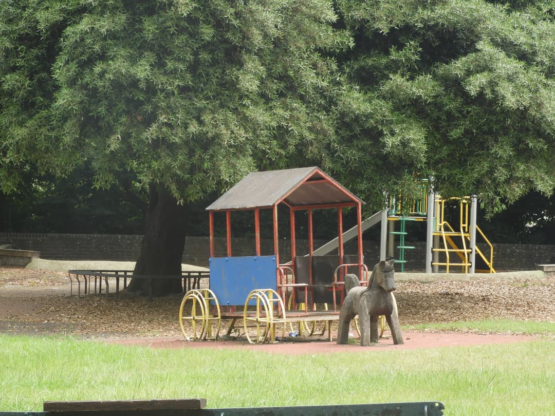 Cotham Gardens - image 1