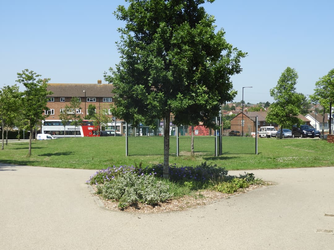 Gainsborough Square Park - image 1